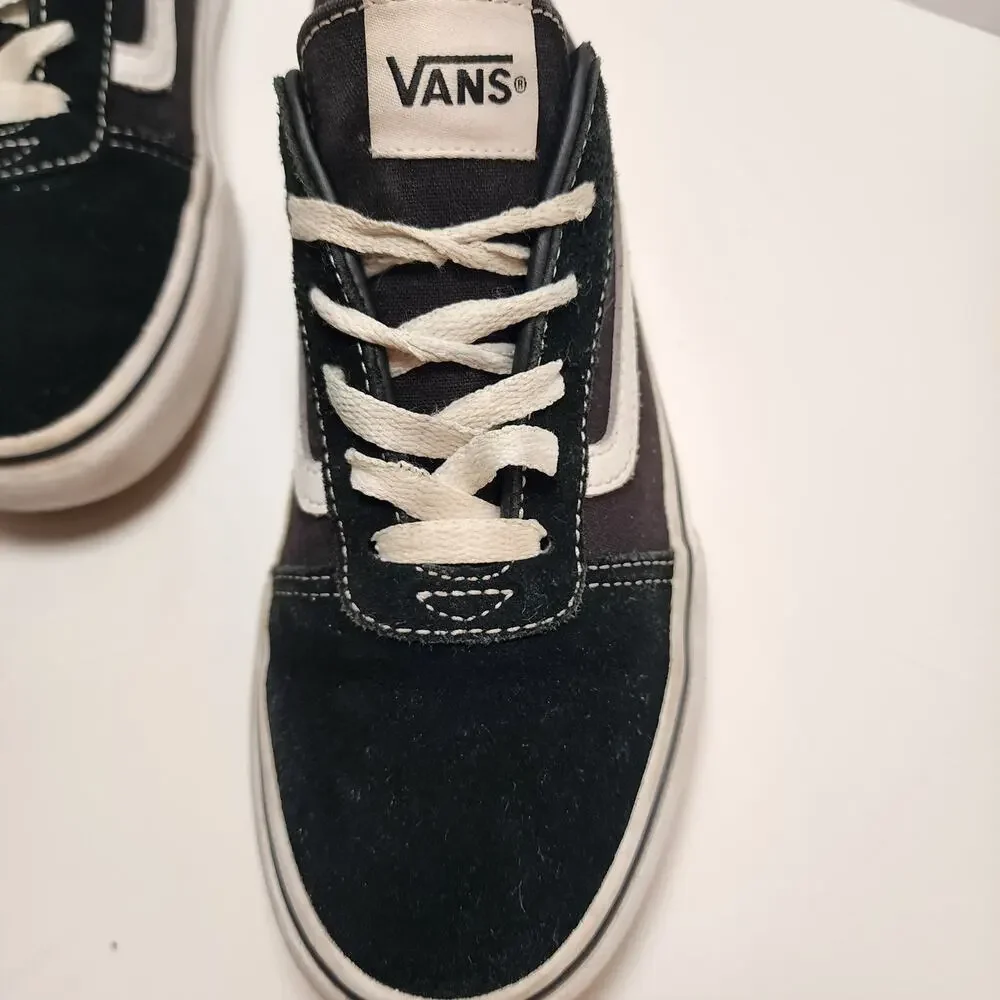 Vans youth receive we